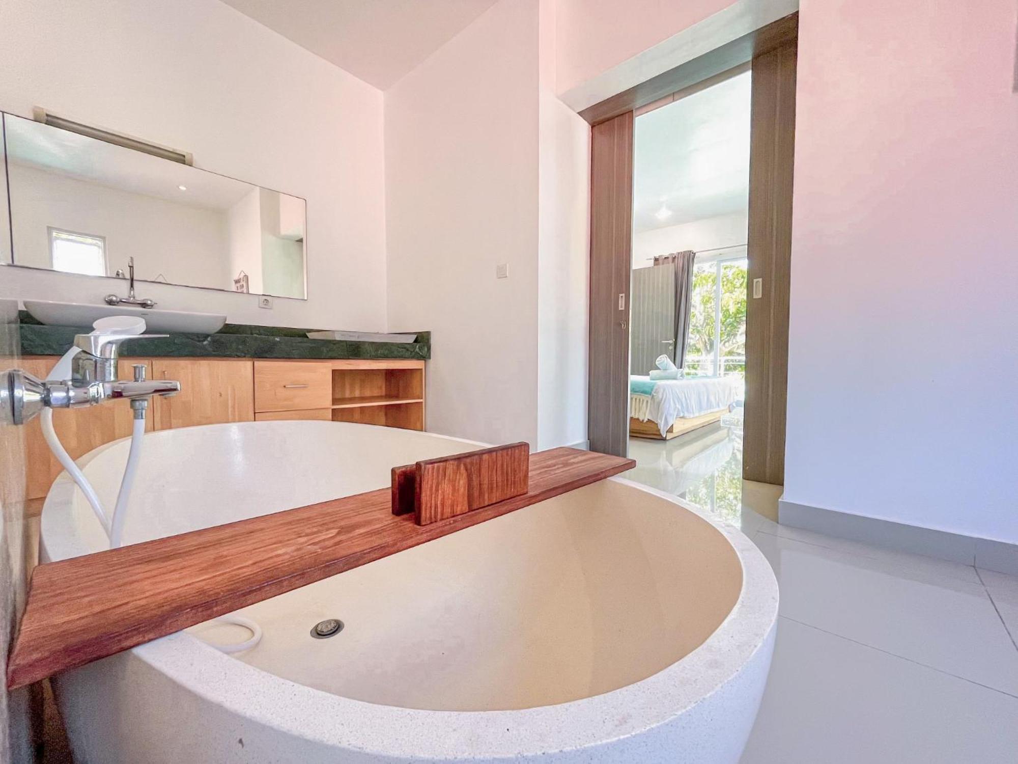 3br Del Mar Near La Plancha *
